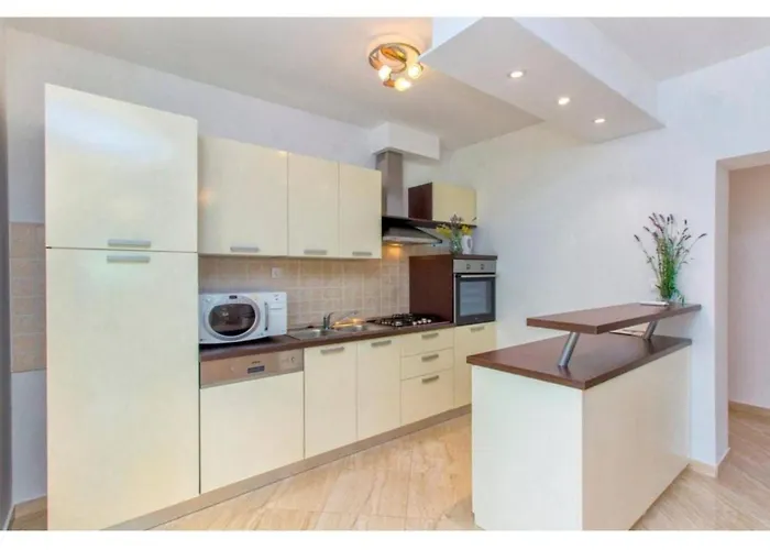 וילה Dalmacija Drniš