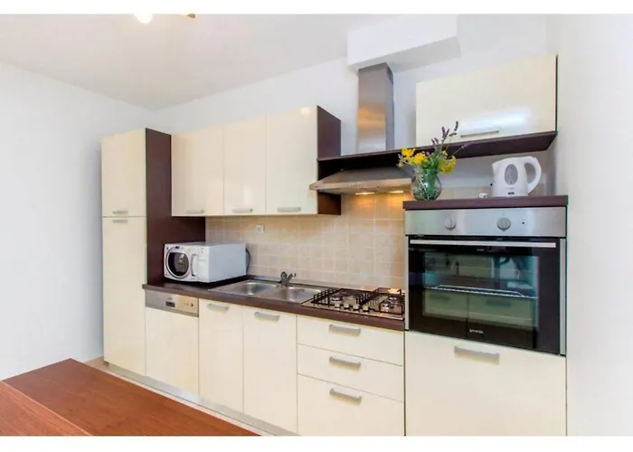 וילה Dalmacija Drniš