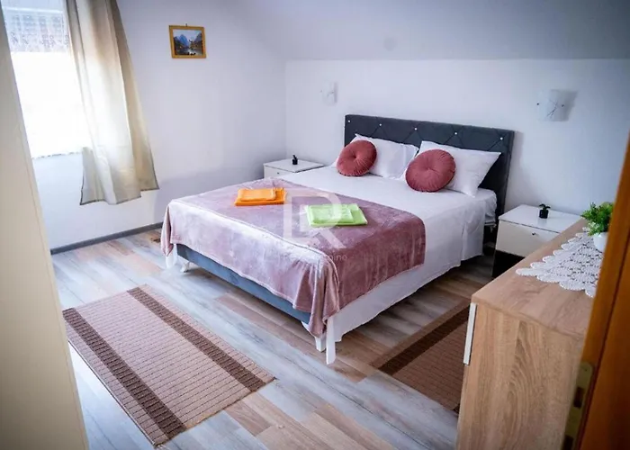 וילה Dalmacija *